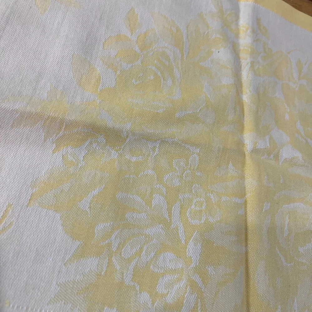 Williams-Sonoma Yellow Floral Damask Cotton Placemats Set of 7 Cottagecore 20x14